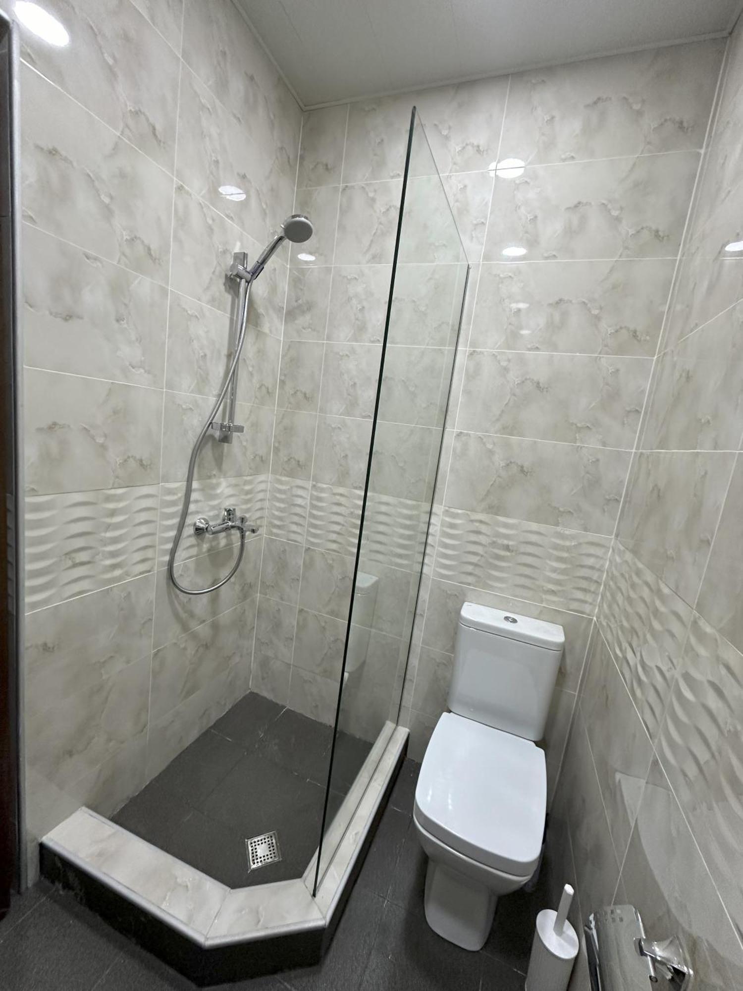Three Palms Guest House Tbilisi Ngoại thất bức ảnh