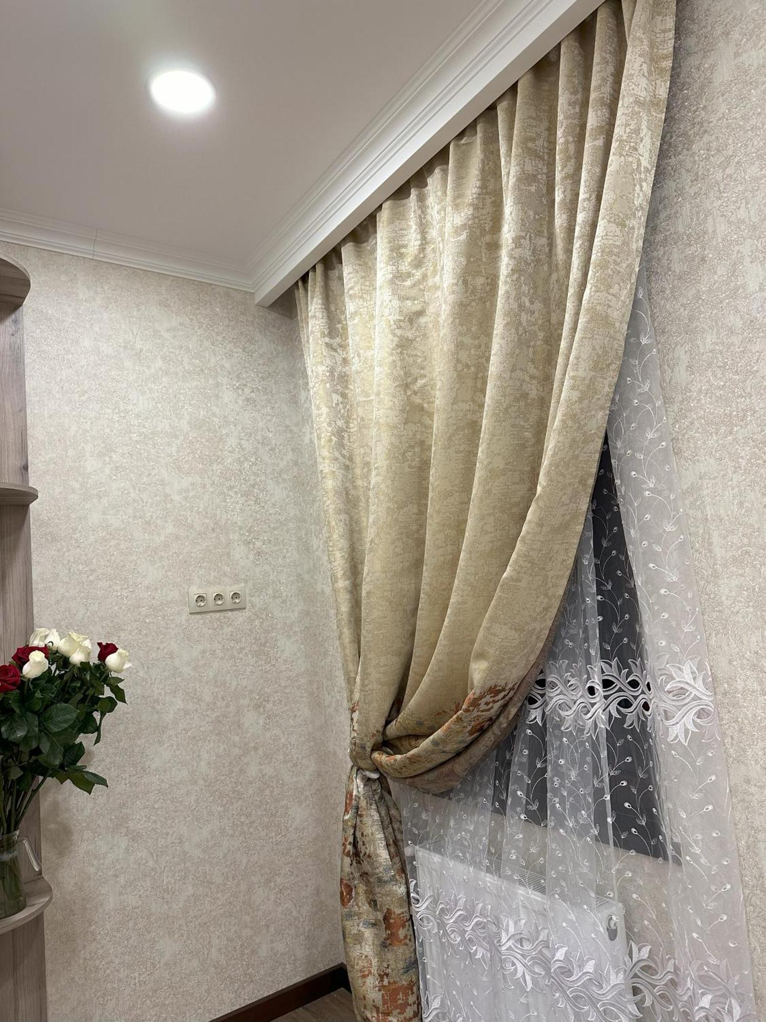 Three Palms Guest House Tbilisi Ngoại thất bức ảnh